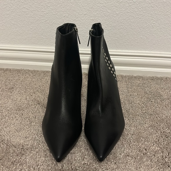 Aquatalia Boots Miana Black Leather Ankle Booties Studded - Picture 4 of 7